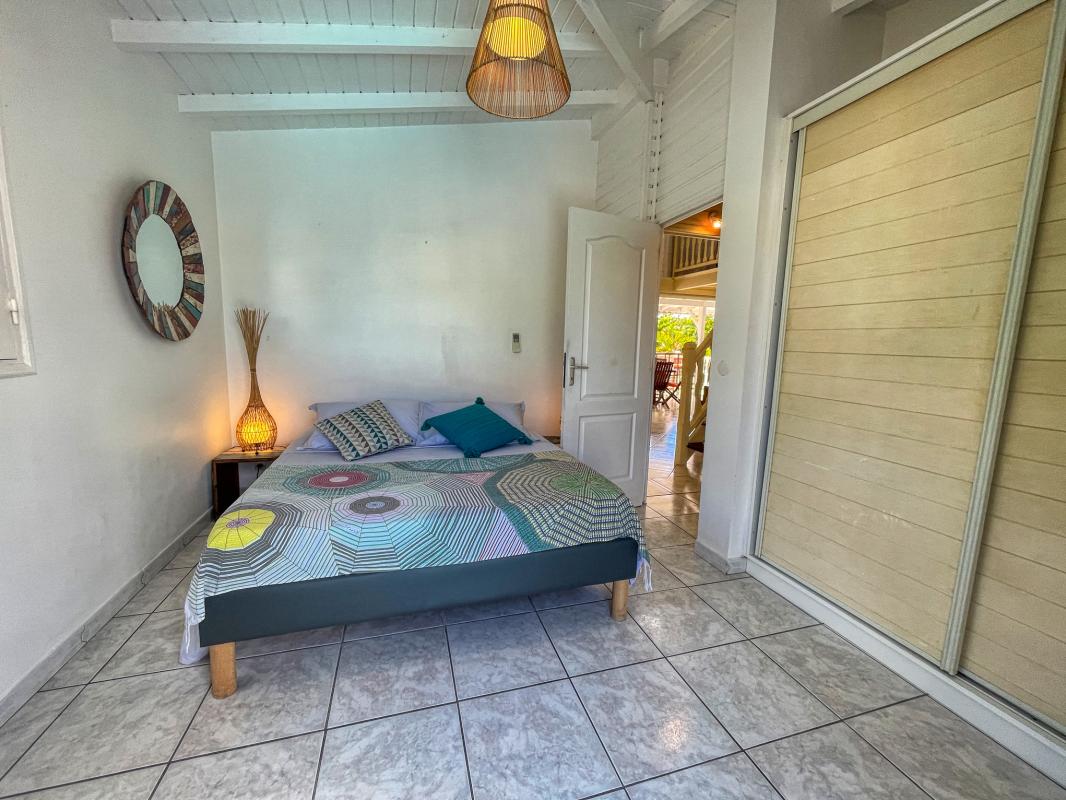 Location villa 4 chambres 11 personnes avec piscine à St François en Guadeloupe - chambre 3.